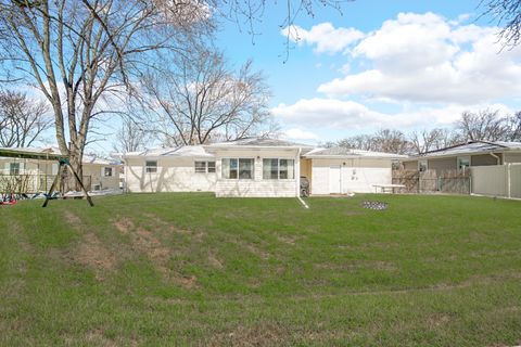 Tiny photo for 1930 Richard Street, Aurora, IL 60506 (MLS # 12593489)