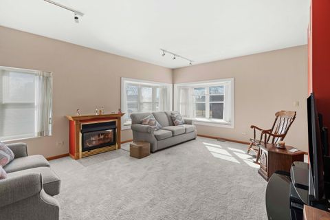 Tiny photo for 18134 Martin Avenue, Homewood, IL 60430 (MLS # 12521770)