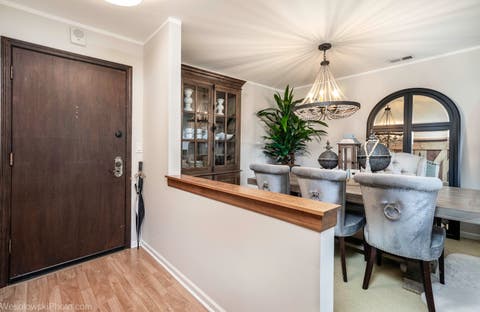 Tiny photo for 1400 N Yarmouth Place #413, Mount Prospect, IL 60056 (MLS # 12731762)