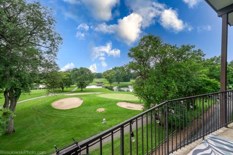 Tiny photo for 1400 N Yarmouth Place #413, Mount Prospect, IL 60056 (MLS # 12731762)