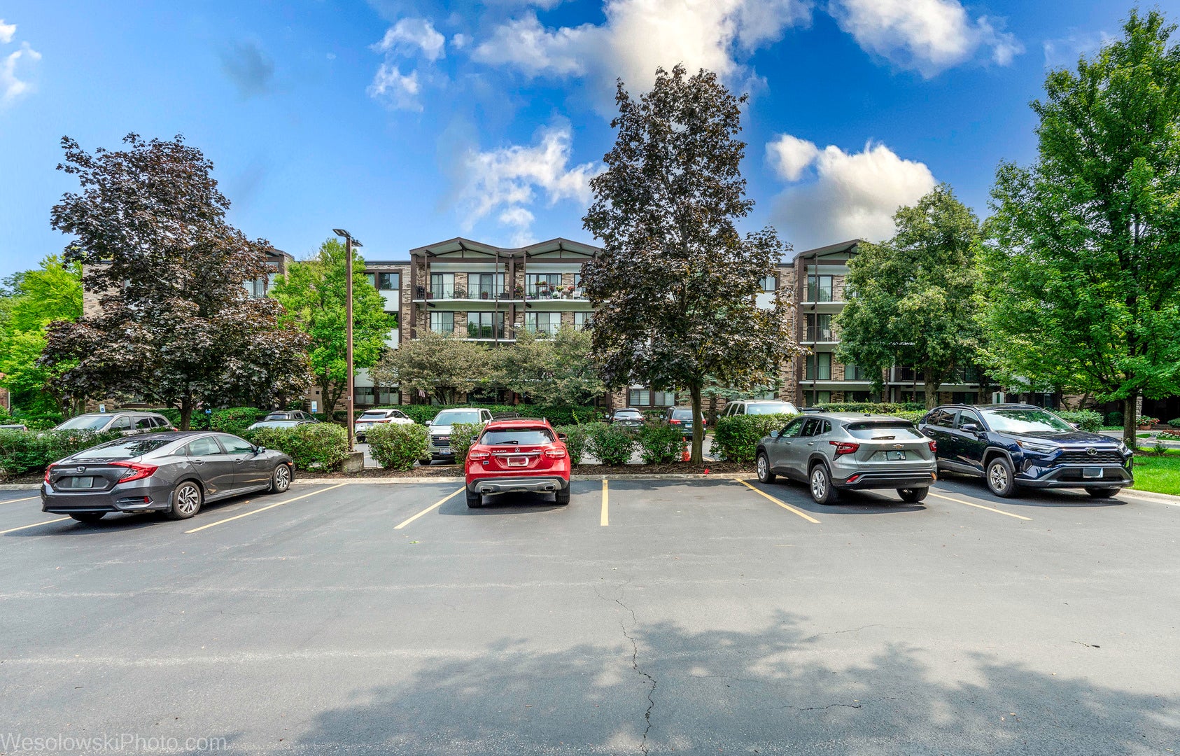 1400 N Yarmouth Place 413