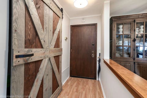 Tiny photo for 1400 N Yarmouth Place #413, Mount Prospect, IL 60056 (MLS # 12731762)