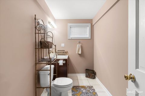 Tiny photo for 982 Jennifer Court, Sugar Grove, IL 60554 (MLS # 12487203)