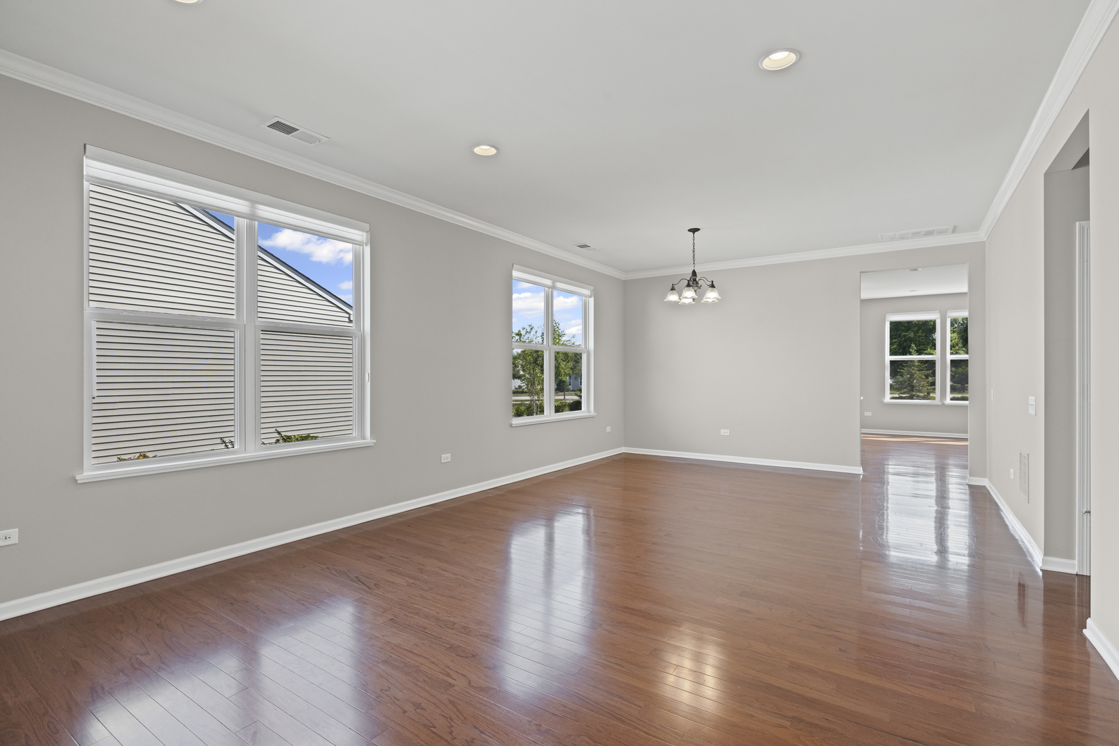 3092 Epstein Circle
