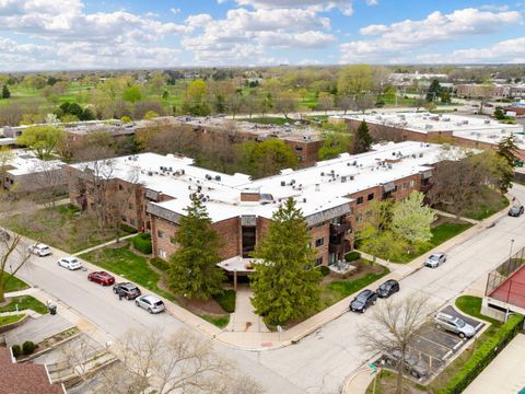 A home in Northbrook