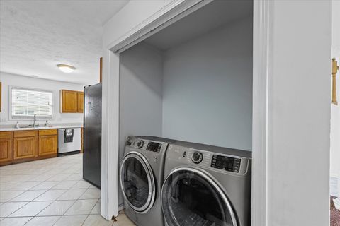 Tiny photo for 1501 ABERCORN Street, Urbana, IL 61802 (MLS # 12440230)