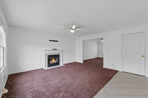 Tiny photo for 1501 ABERCORN Street, Urbana, IL 61802 (MLS # 12440230)