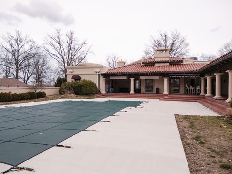 Tiny photo for 319 Country Club Lane, Harrisburg, IL 62946 (MLS # 12583805)