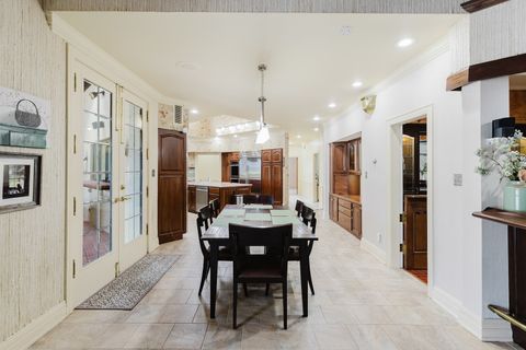 Tiny photo for 319 Country Club Lane, Harrisburg, IL 62946 (MLS # 12583805)