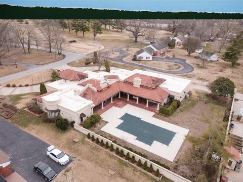 Tiny photo for 319 Country Club Lane, Harrisburg, IL 62946 (MLS # 12583805)