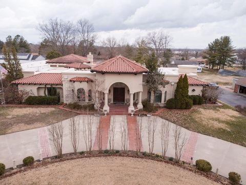 Tiny photo for 319 Country Club Lane, Harrisburg, IL 62946 (MLS # 12583805)