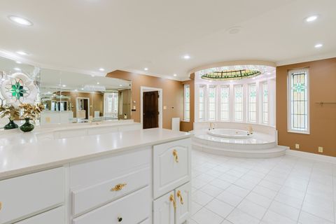 Tiny photo for 319 Country Club Lane, Harrisburg, IL 62946 (MLS # 12583805)