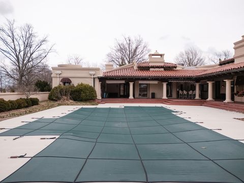 Tiny photo for 319 Country Club Lane, Harrisburg, IL 62946 (MLS # 12583805)