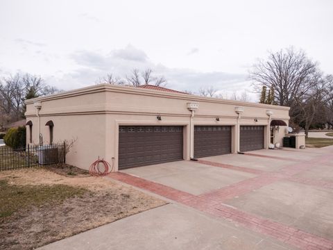 Tiny photo for 319 Country Club Lane, Harrisburg, IL 62946 (MLS # 12583805)