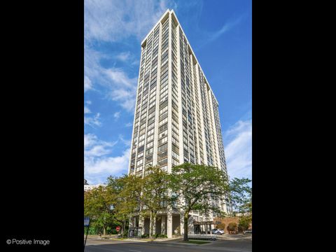 Photo of 5455 N SHERIDAN Road #1904, Chicago, IL 60640 (MLS # 12487444)