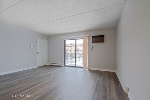 Tiny photo for 340 Klein Creek Court #C, Carol Stream, IL 60188 (MLS # 12581069)