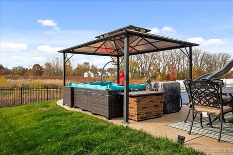 Tiny photo for 828 Mario Lane, Gilberts, IL 60136 (MLS # 12511040)