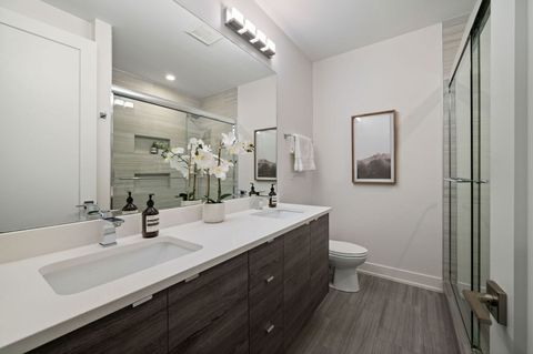 Tiny photo for 2825 N Halsted Street #3E, Chicago, IL 60657 (MLS # 12520981)