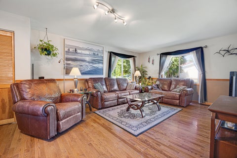 Tiny photo for 652 Cherry Valley Road, Vernon Hills, IL 60061 (MLS # 12659866)