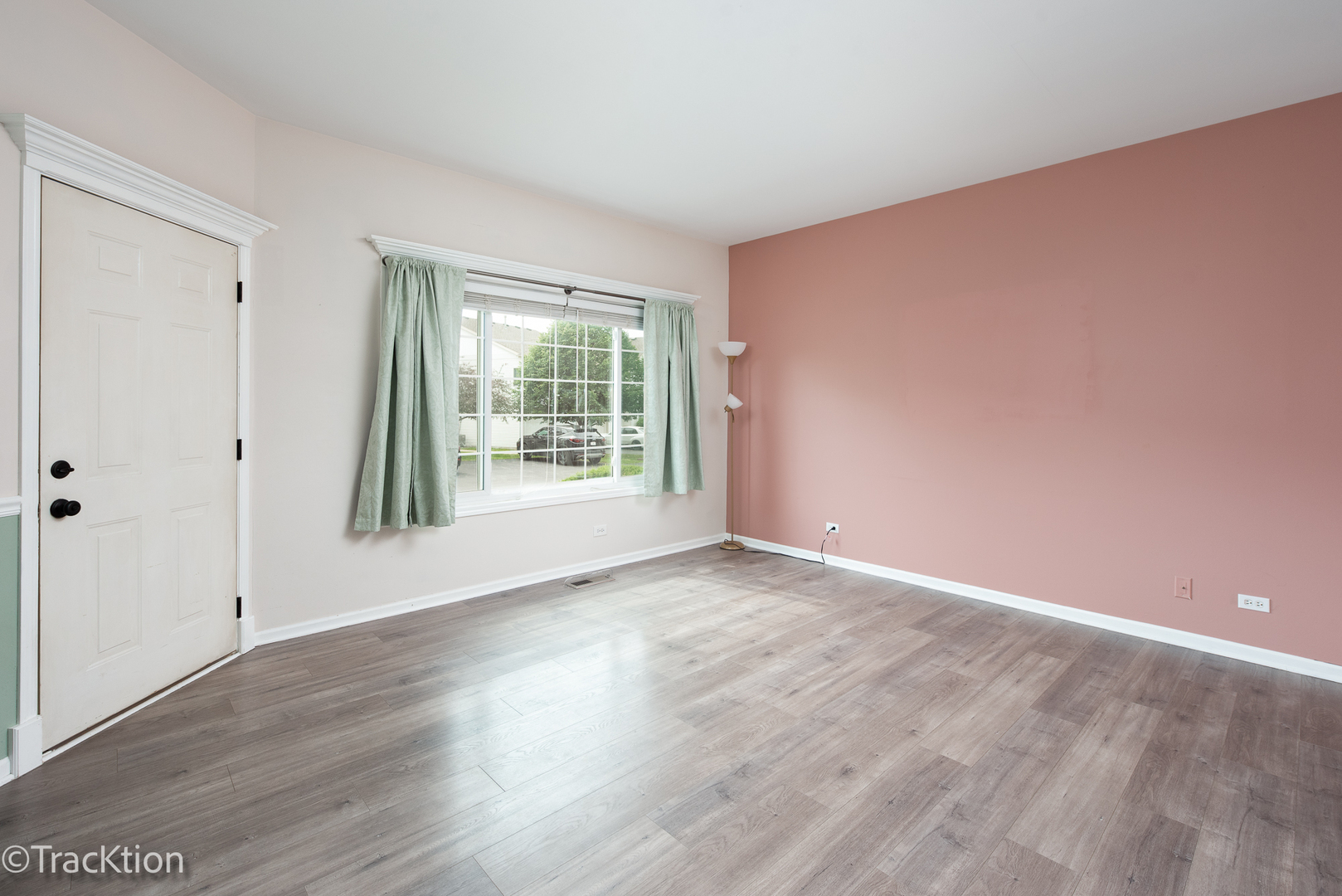 122 Creston Circle 122