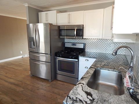 Tiny photo for 3302 Greenbrier Drive, Bettendorf, IA 52722 (MLS # 12560002)