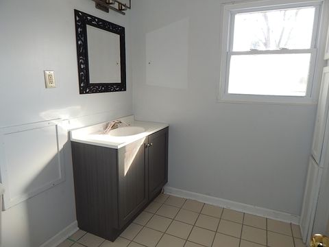 Tiny photo for 3302 Greenbrier Drive, Bettendorf, IA 52722 (MLS # 12560002)