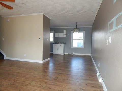 Tiny photo for 3302 Greenbrier Drive, Bettendorf, IA 52722 (MLS # 12560002)