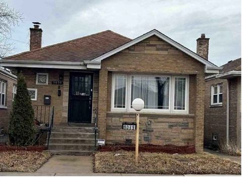 9039 S Phillips Avenue Chicago IL 60617