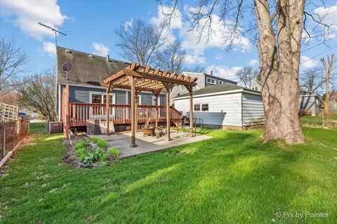 Tiny photo for 375 S Edison Avenue, Elgin, IL 60123 (MLS # 12616131)