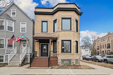 Photo of 3354 N Whipple Street #1F, Chicago, IL 60618 (MLS # 12586618)
