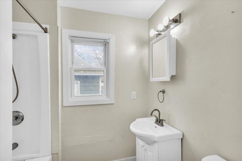 Tiny photo for 1213 W Beslin Street, Urbana, IL 61801 (MLS # 12548955)