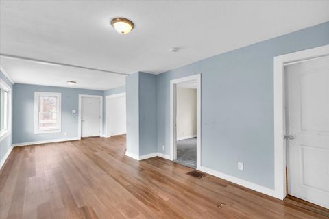 Tiny photo for 1213 W Beslin Street, Urbana, IL 61801 (MLS # 12548955)