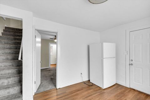 Tiny photo for 1213 W Beslin Street, Urbana, IL 61801 (MLS # 12548955)