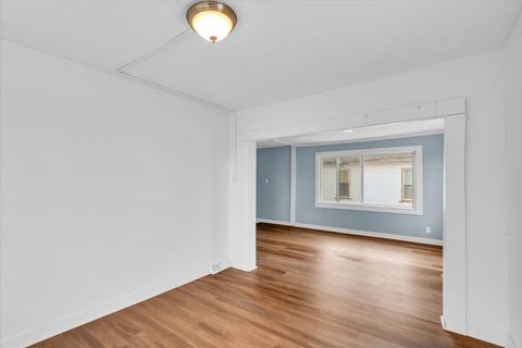 Tiny photo for 1213 W Beslin Street, Urbana, IL 61801 (MLS # 12548955)