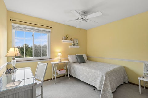 Tiny photo for 32 E Dahlia Lane, Round Lake Beach, IL 60073 (MLS # 12756886)
