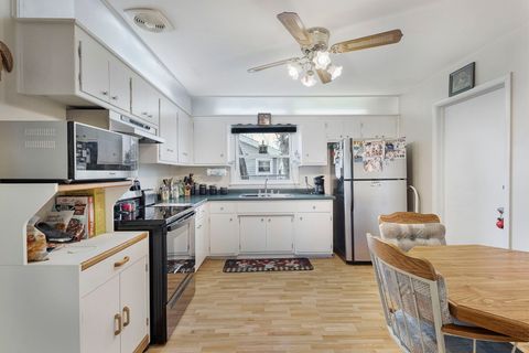 Tiny photo for 6900 W 112th Street, Worth, IL 60482 (MLS # 12600047)