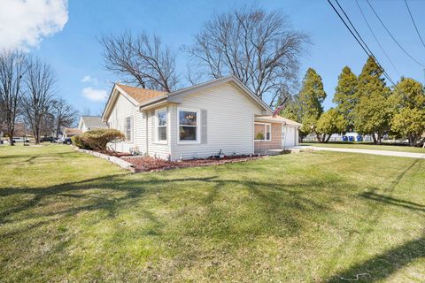 Tiny photo for 6900 W 112th Street, Worth, IL 60482 (MLS # 12600047)