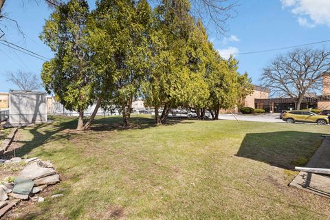 Tiny photo for 6900 W 112th Street, Worth, IL 60482 (MLS # 12600047)