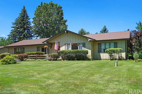 Photo of 1702 Breezy Lawn Road, Spring Grove, IL 60081 (MLS # 12732570)