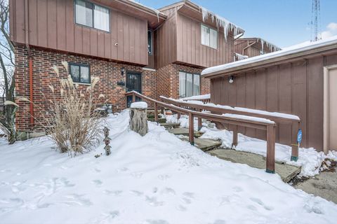 Tiny photo for 1467 Midland Court #3, Joliet, IL 60436 (MLS # 12540378)
