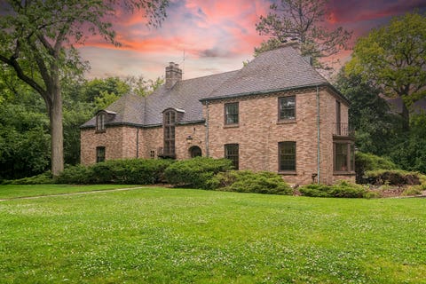 Tiny photo for 102 Pine Road, Barrington, IL 60010 (MLS # 12717412)