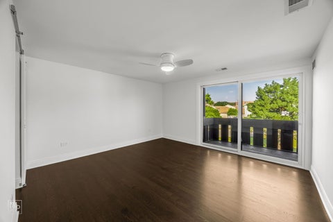 Tiny photo for 19 Westwood Drive, Indian Head Park, IL 60525 (MLS # 12675183)