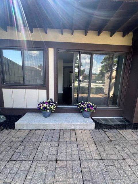 Tiny photo for 19 Westwood Drive, Indian Head Park, IL 60525 (MLS # 12675183)
