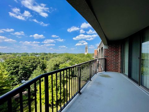 Tiny photo for 511 AURORA Avenue #606, Naperville, IL 60540 (MLS # 12560661)