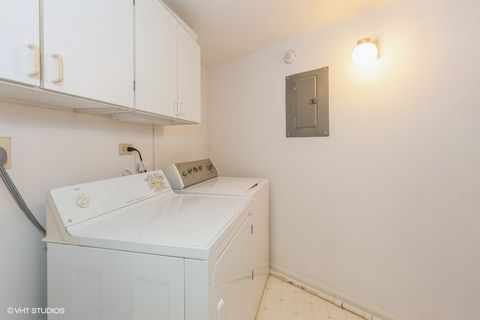 Tiny photo for 511 AURORA Avenue #606, Naperville, IL 60540 (MLS # 12560661)