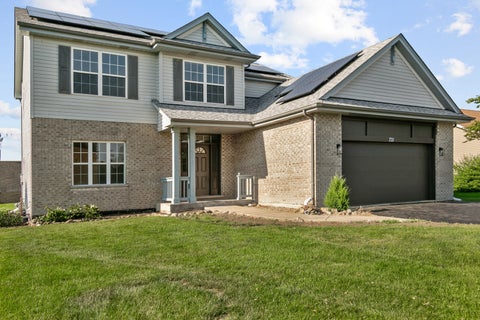 Tiny photo for 731 Bobwhite Lane, New Lenox, IL 60451 (MLS # 12769008)