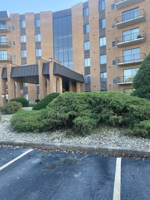 900 W SUNSET DR APT 502, GLENWOOD, IL 60425 - Image 3b8b7fc05fffee6b5f329e24adb68622/768108309