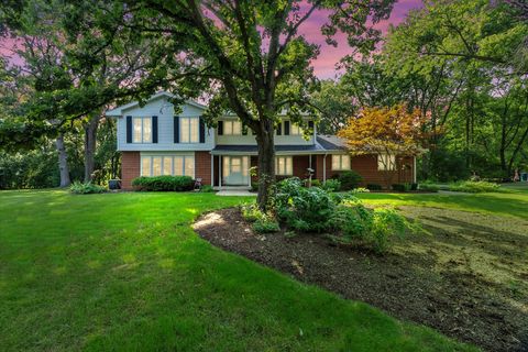 Photo of 3 Old Creek Road, Palos Park, IL 60464 (MLS # 12625486)