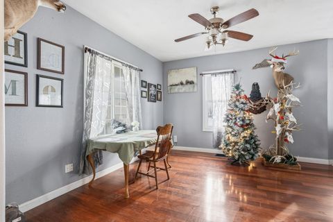 Tiny photo for 314 WASHINGTON Street, Davenport, IA 52802 (MLS # 12575031)