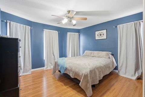 Tiny photo for 314 WASHINGTON Street, Davenport, IA 52802 (MLS # 12575031)